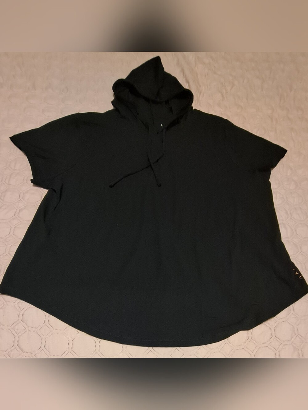 Livi For Lane Bryant Black Short-Sleeve Hooded Pullover Sz 26/28
